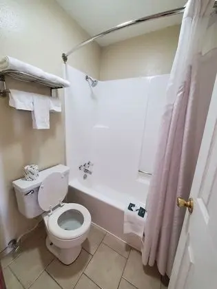 Comfort Oda, 2 Büyük (Queen) Boy Yatak, Sigara İçilmez