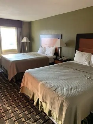 Standard Oda, 2 Büyük (Queen) Boy Yatak, Sigara İçilebilir