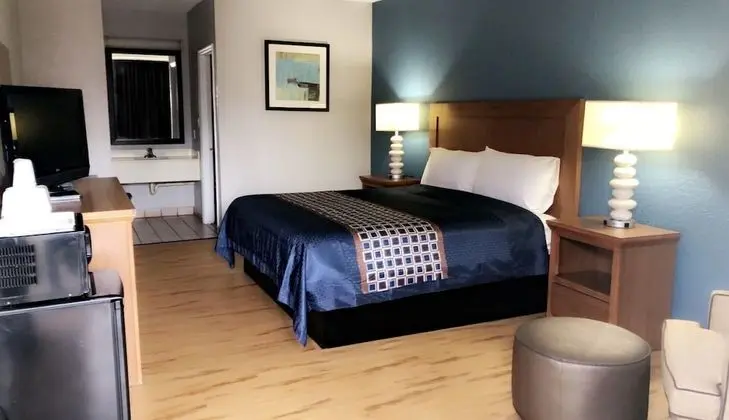 Standard Oda, 1 En Büyük (King) Boy Yatak, Sigara İçilmez, Buzdolabı ve Mikrodalga