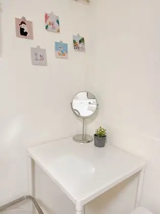 Tek Büyük Yataklı Oda, Ortak Banyo (A)