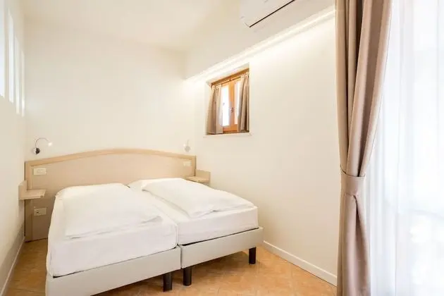 Comfort Tek Büyük veya İki Ayrı Yataklı Oda, Bahçe Manzaralı