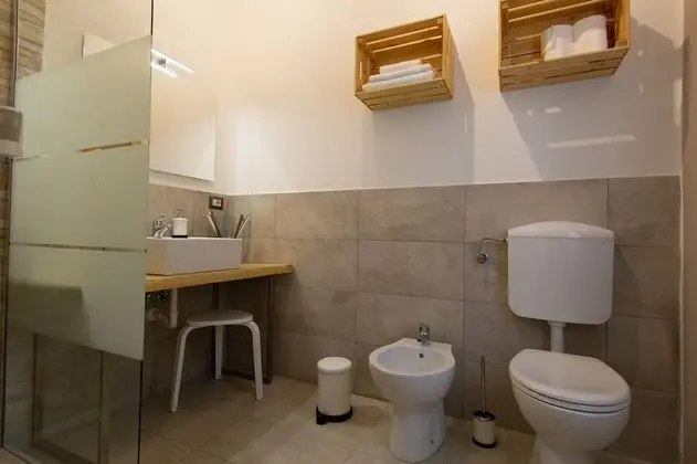 Üç Kişilik Oda, Banyolu/Duşlu