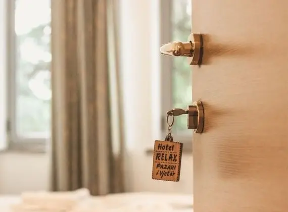 Süit, Banyolu/Duşlu