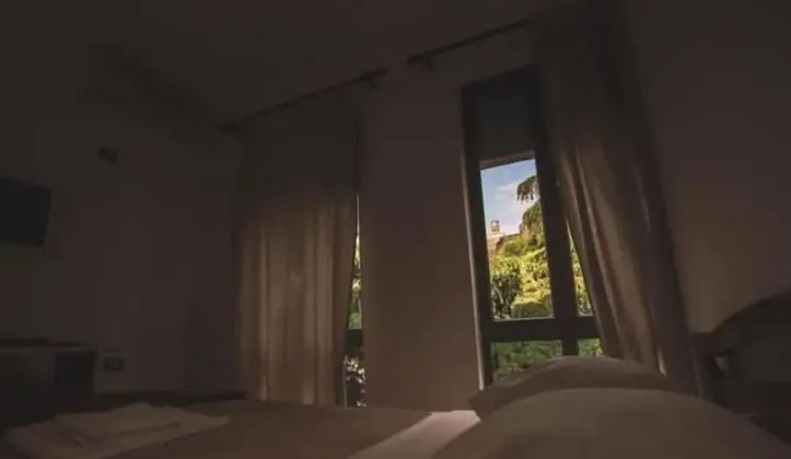 Üç Kişilik Oda, Banyolu/Duşlu