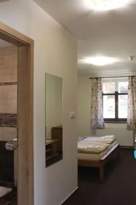 Classic Tek Büyük Yataklı Oda