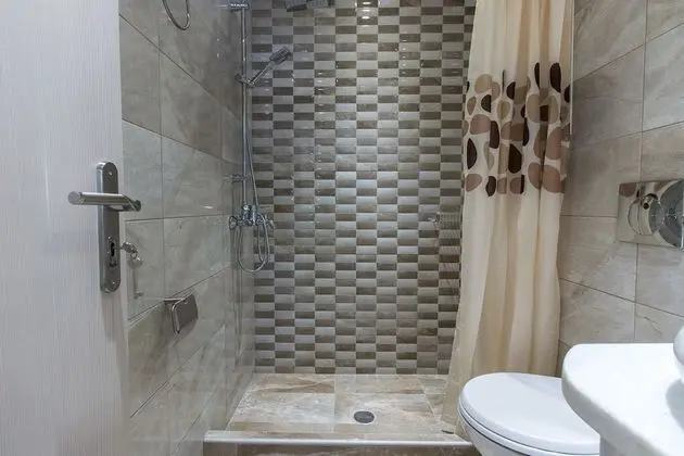 Tek Büyük Yataklı Oda, Bahçe Manzaralı