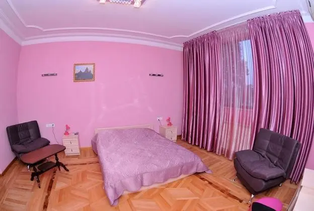 Comfort Süit, Sıcak Su Havuzu