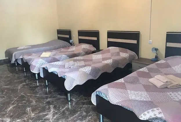 Standard Süit, Buzdolabı