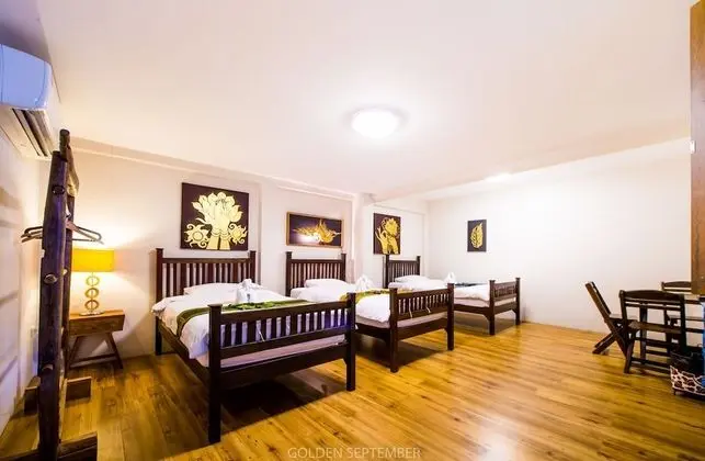 Triple Room