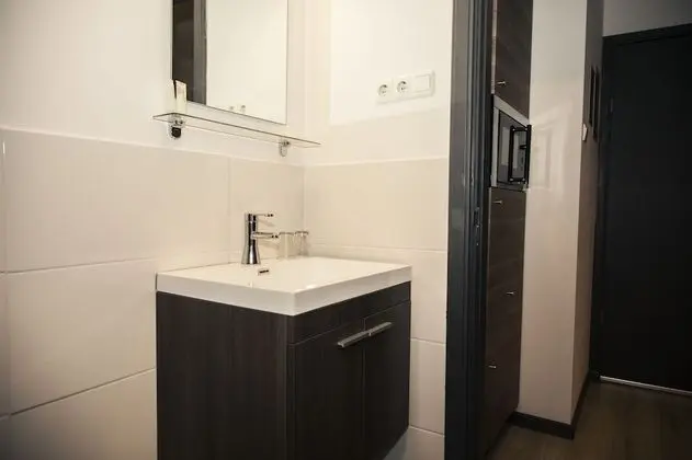 Deluxe Apart Daire, Avlu (Droste)