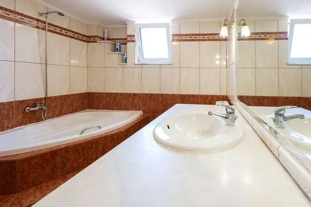 Apart Daire, 4 Yatak Odası