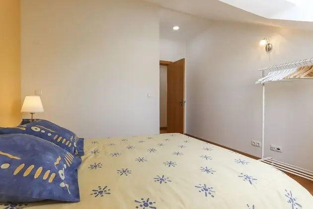 Tek Büyük Yataklı Oda, Ortak Banyo (Warm Sunset Chill 1)