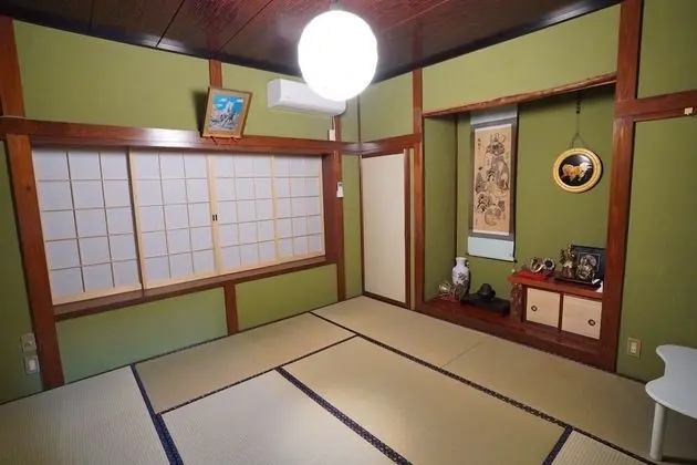 Traditional Üç Kişilik Oda (Japanese Style for 3 Guests)