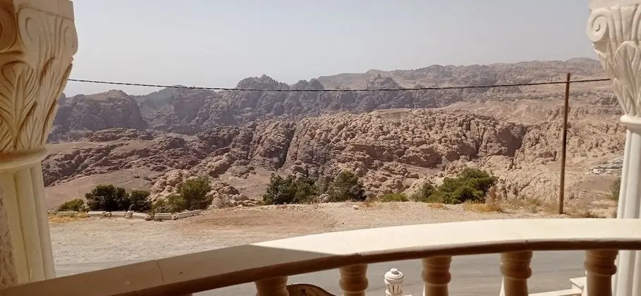 Deluxe Dört Kişilik Oda, Balkon