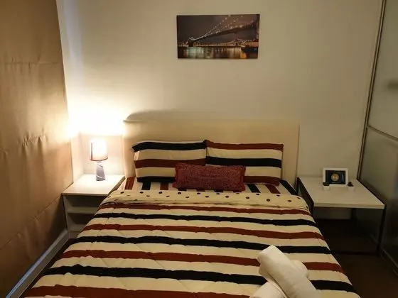 1-Bedroom Apartment with Mountain View