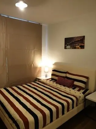 1-Bedroom Apartment with Mountain View