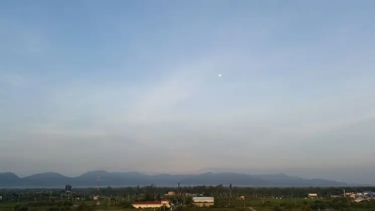 1-Bedroom Apartment with Mountain View