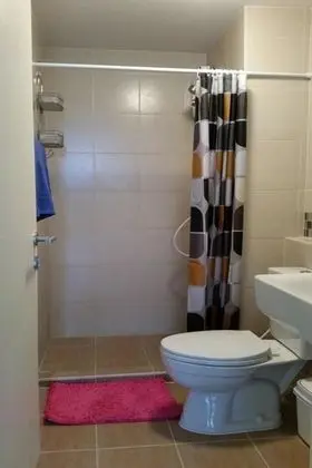 1-Bedroom Apartment with Mountain View
