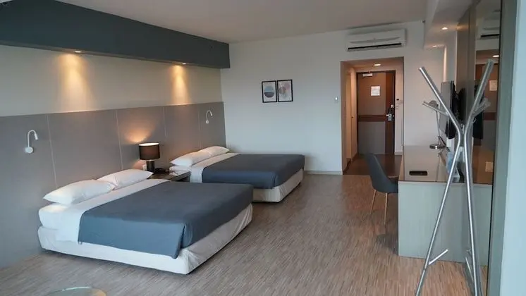 Deluxe Dört Kişilik Oda, 2 Büyük (Queen) Boy Yatak, Sigara İçilmez, Şehir Manzaralı