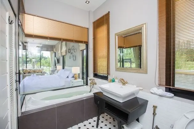 Nantha Pool Villa