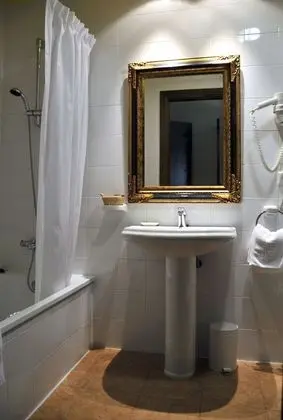 Tek Büyük Yataklı Oda, Vadi Manzaralı