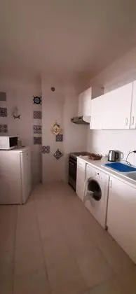 Apart Daire, 1 Büyük (Queen) Boy Yatak ve Çekyat