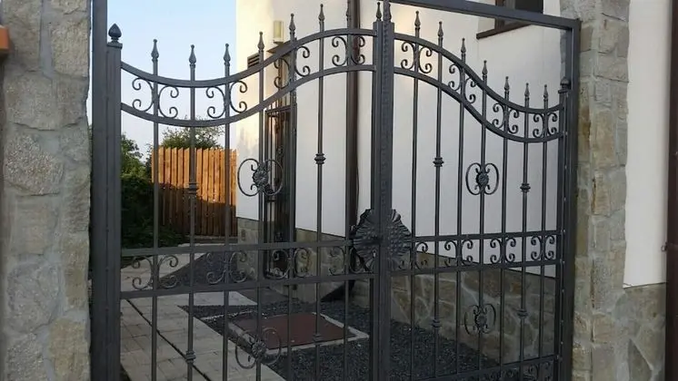 Apart Daire, 2 Büyük (Queen) Boy Yatak