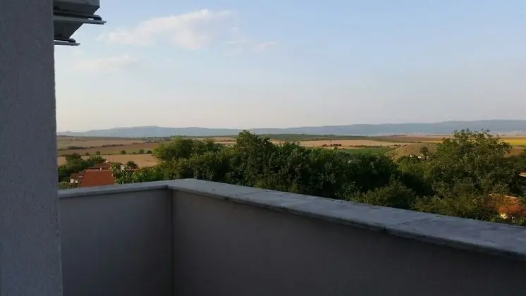 Apart Daire, 2 Büyük (Queen) Boy Yatak