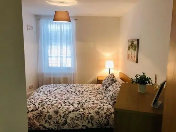 Apart Daire, 2 Büyük (Queen) Boy Yatak
