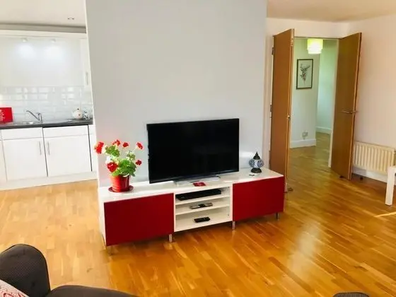 Apart Daire, 2 Büyük (Queen) Boy Yatak
