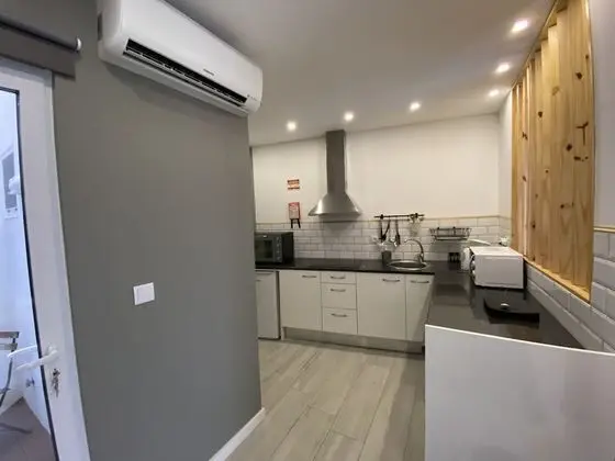 Ev, 1 Büyük (Queen) Boy Yatak ve Çekyat