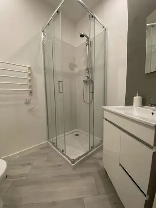 Ev, 1 Büyük (Queen) Boy Yatak ve Çekyat