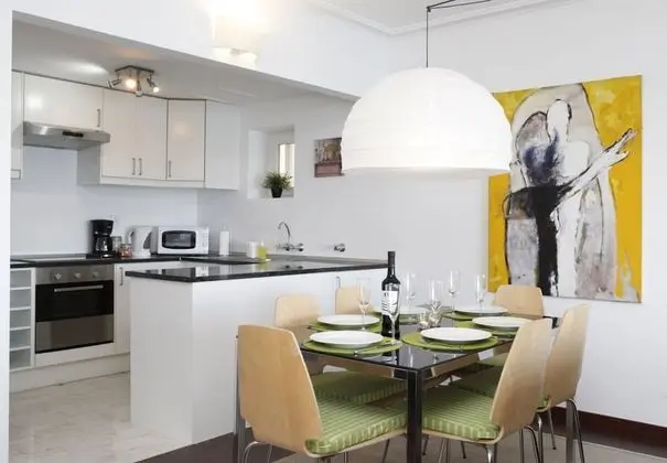 Apart Daire, 2 Yatak Odası, Teras, Deniz Manzaralı