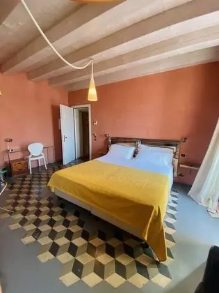 Superior Tek Büyük veya İki Ayrı Yataklı Oda, Balkon, Göl Manzaralı