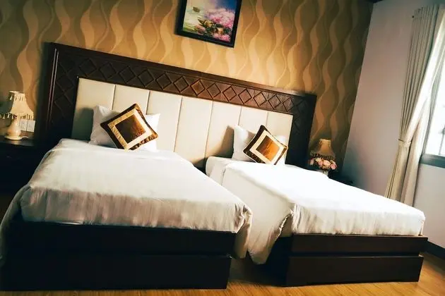 Deluxe Tek Büyük Yataklı Oda (with TOTO washlet toilet)