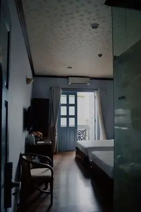 Superior Tek Büyük Yataklı Oda (with TOTO washlet toilet)