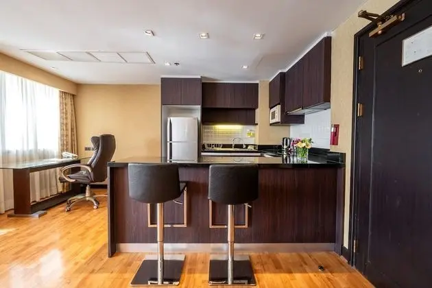 One Bedroom Grand Suite