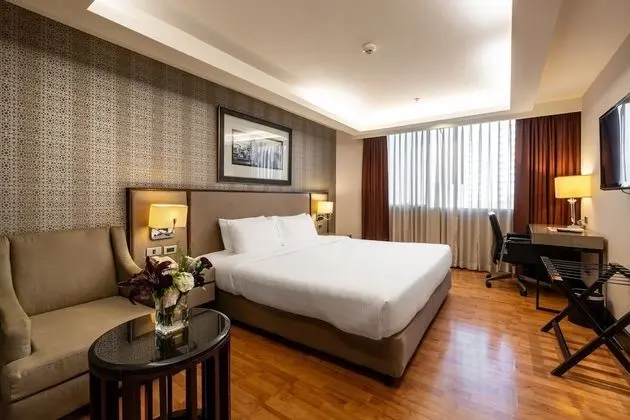 Premier Room