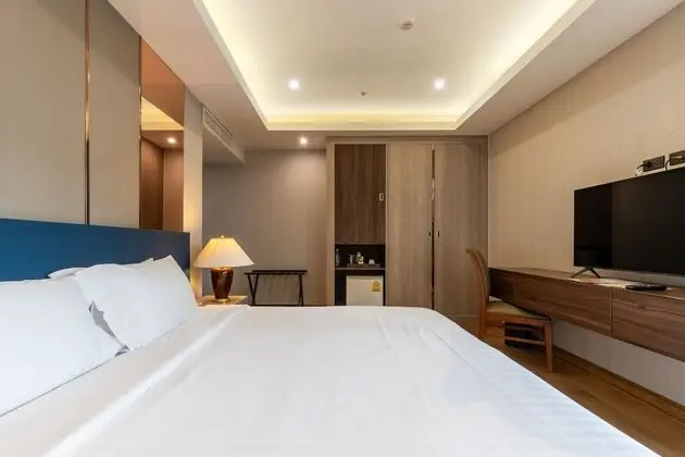 Premier Room