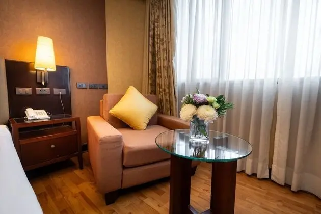Premier Room
