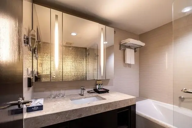 Premier Room