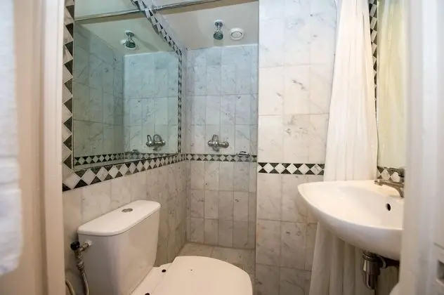 Basic Oda, 1 Çift Kişilik Yatak