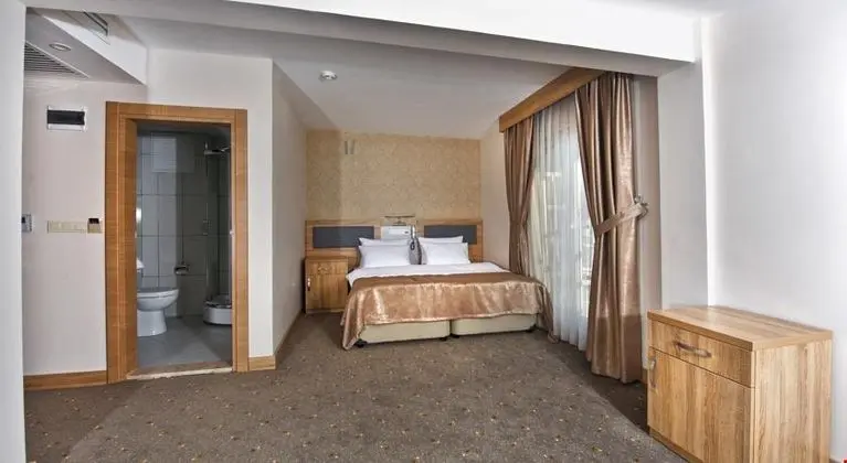 Teraslı Oda - Şehir Manzaralı