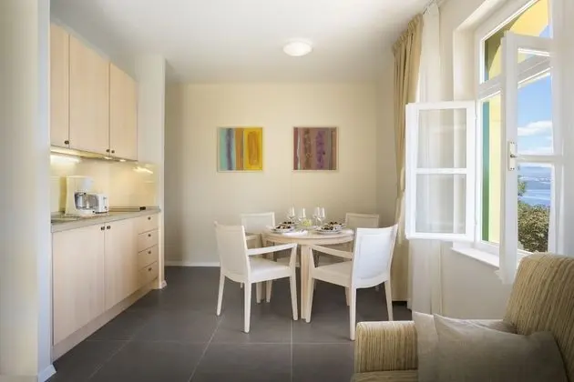 Apart Daire, Deniz Manzaralı