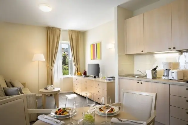 Apart Daire, Deniz Manzaralı