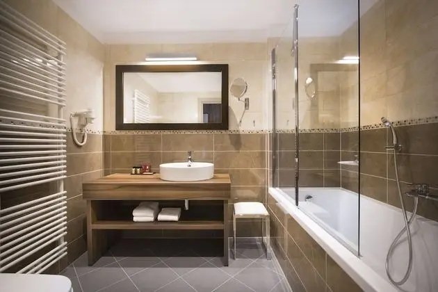 Comfort Tek Büyük Yataklı Oda, Balkon, Deniz Manzaralı