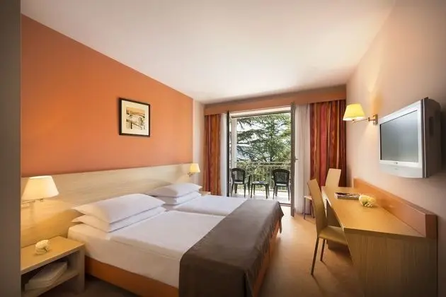 Standard İki Ayrı Yataklı Oda, Balkon, Park Manzaralı