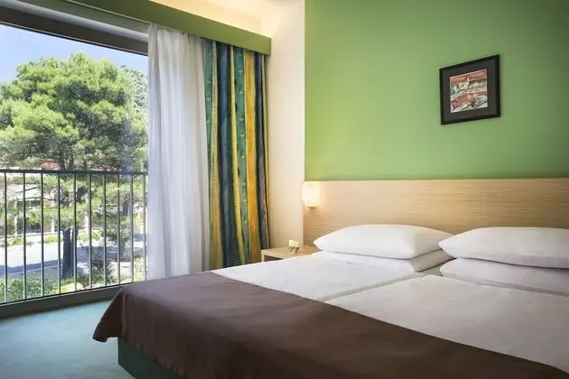 Standard İki Ayrı Yataklı Oda, Park Manzaralı