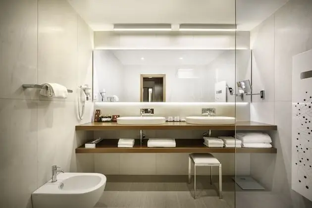 Economy Tek Büyük Yataklı Oda, Balkon, Deniz Manzaralı (Small)