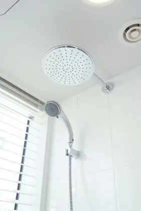 Tek Kişilik Oda, Sigara İçilmez